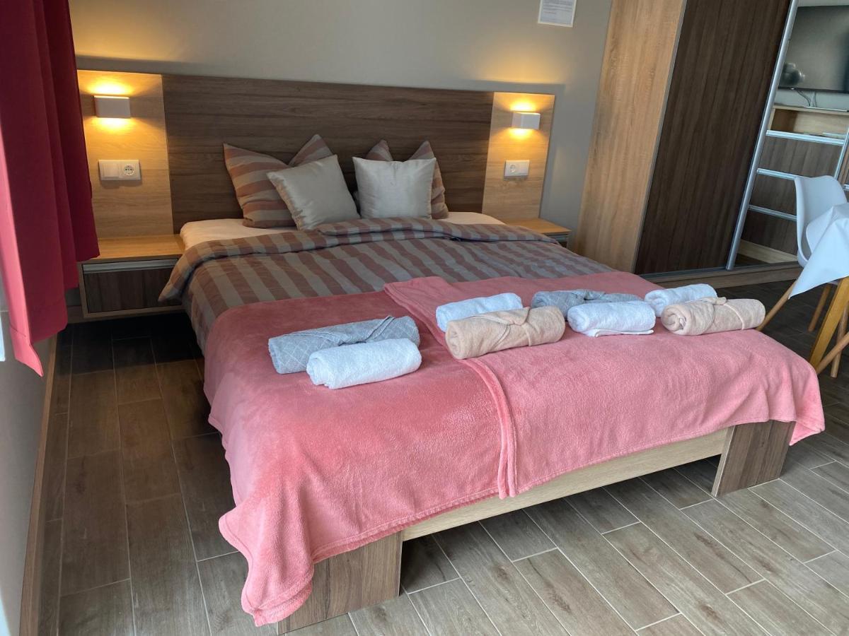 Th-Lux Apartman Hajdúszoboszló Dış mekan fotoğraf
