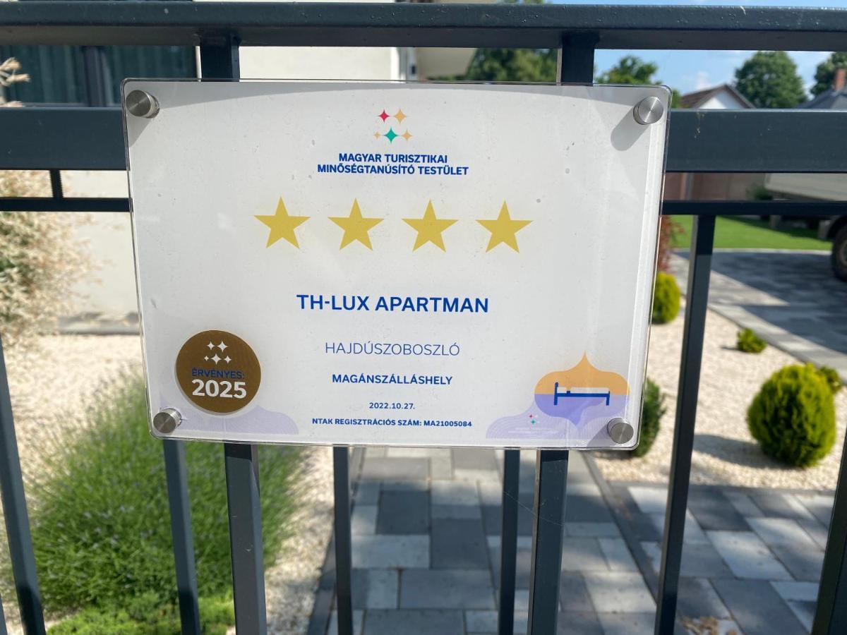 Th-Lux Apartman Hajdúszoboszló Dış mekan fotoğraf